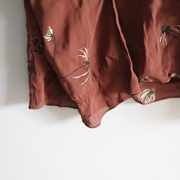 Little Moon Aritzia Ruffled V-Neck Sheer Lrg Floral Cinched Tie Front Blouse - Picture 8 of 12